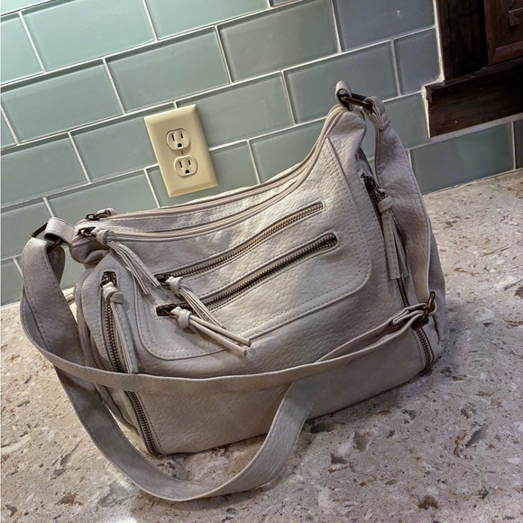 Bueno Neutral Pebble Leather Shoulder Bag - Picture 4 of 6